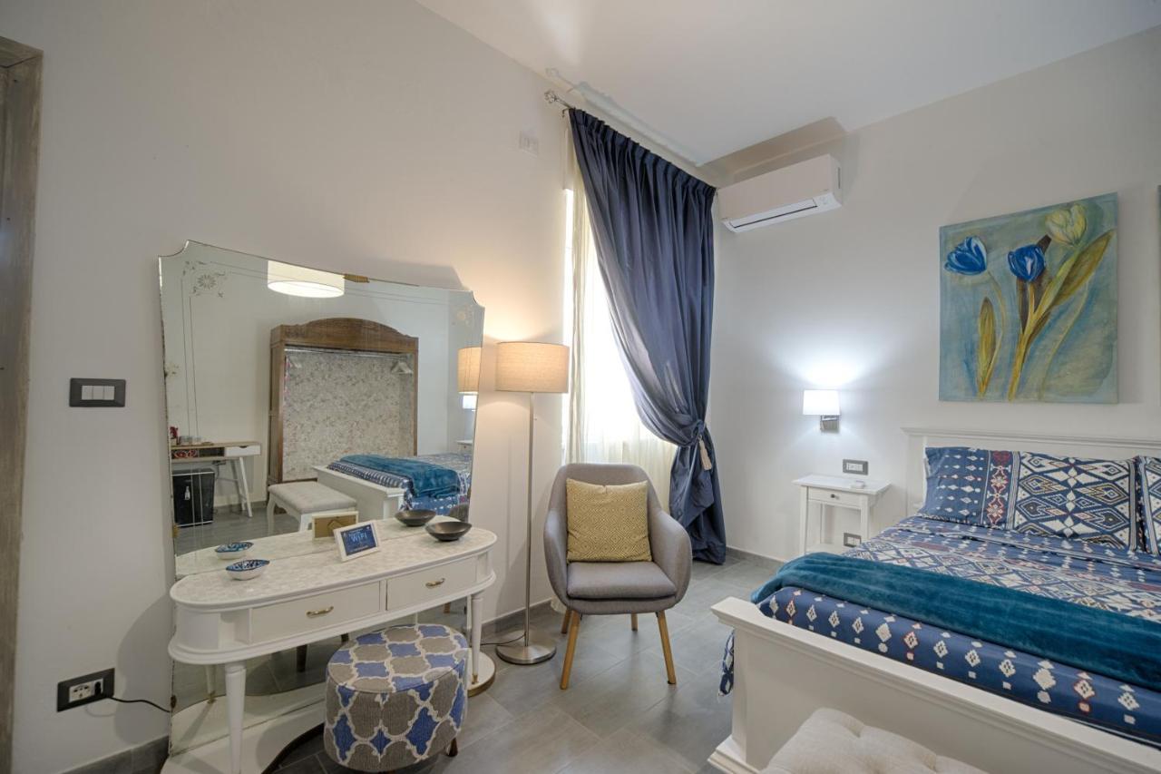 Cozy Guest House Downtown Olbia Exterior photo